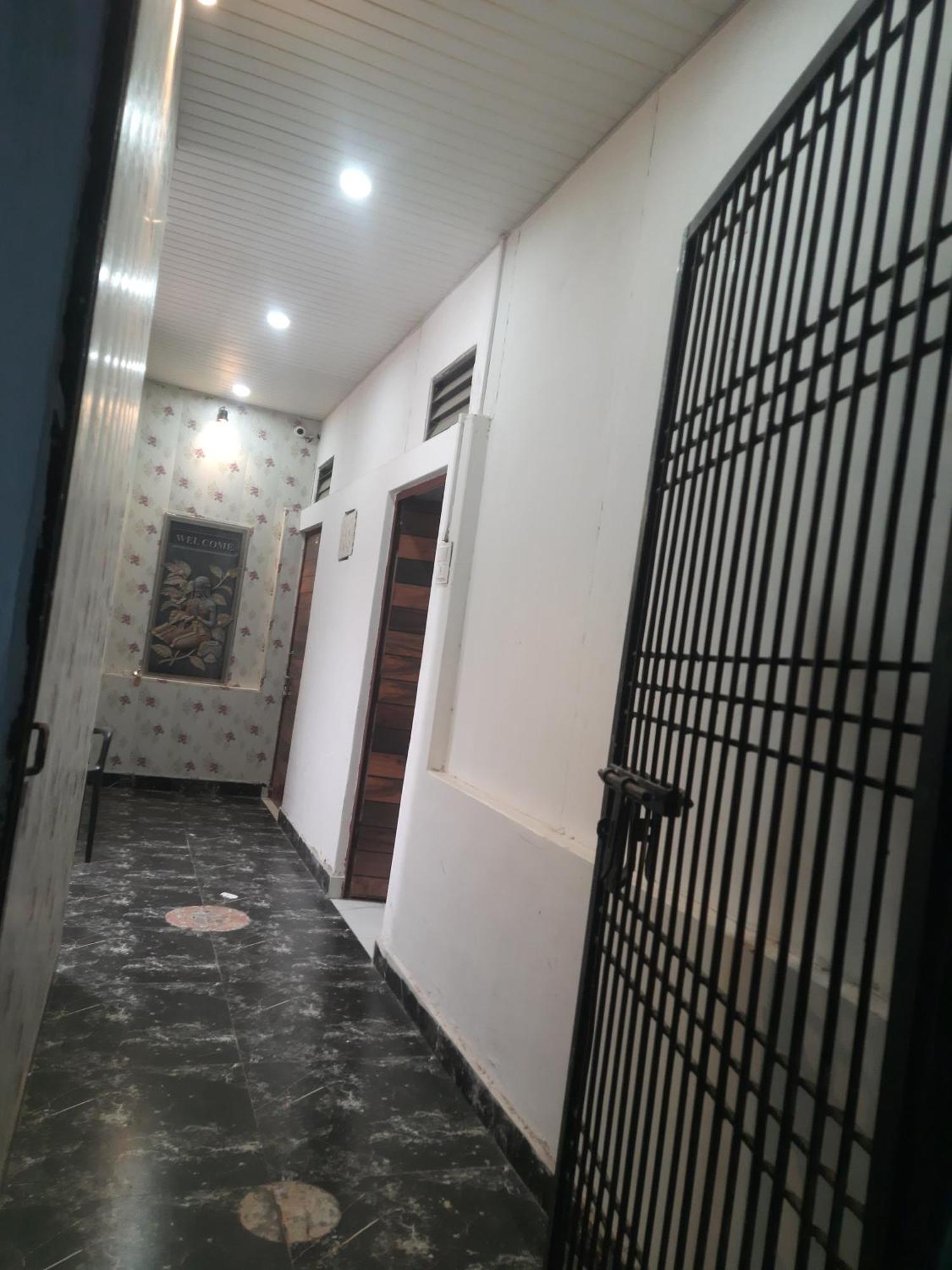 Baba Paying Guest House Waranasi Zewnętrze zdjęcie